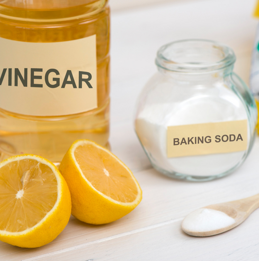 How to Make Your Own All Natural Cleaning Products: Harnessing the Power of Natural Ingredients